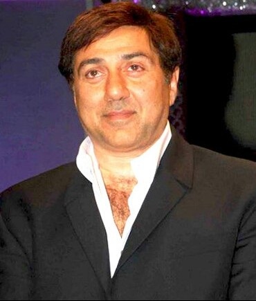 Sunny Deol Fight Dhurandhar 2 Box Office