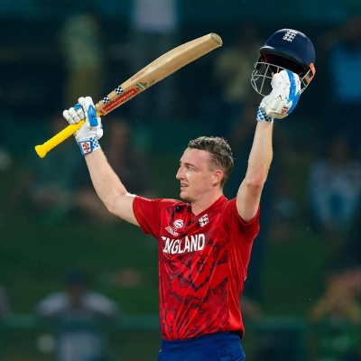Harry Brook scored an unbeaten 79.
