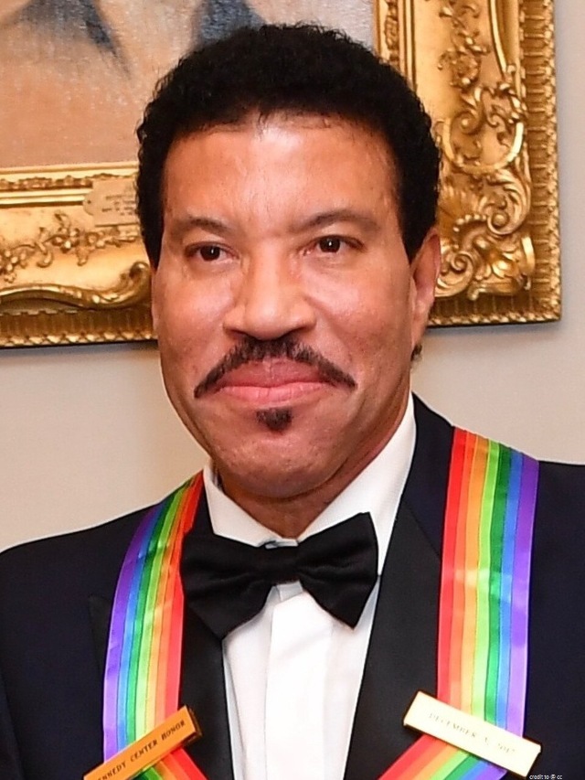 Lionel Richie Hospitalized for AFib Treatment.